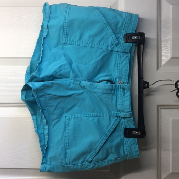 Shorts - Picture 1 of 3